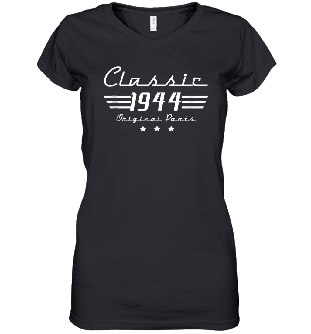 80Th Birthday 80 Year Old 80Th Vintage Classic 1944 Fathers Day Gifts Womens V Neck T Shirt